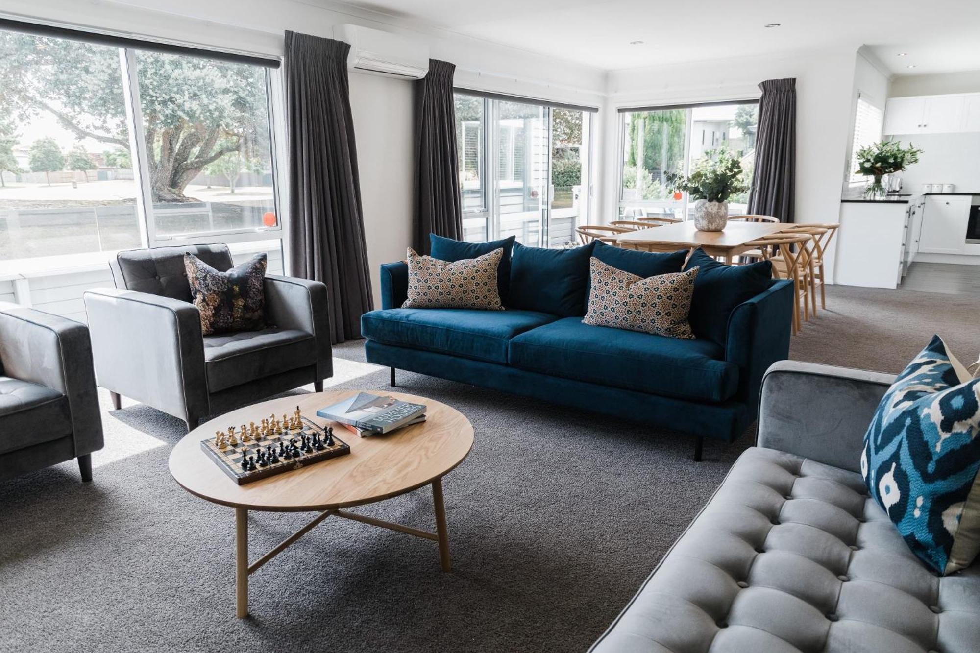 Stunning Tranquil Home With Green Space Views Mount Maunganui Bagian luar foto